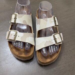 Birkenstock Men's Cream Camo Double Buckle Sandals
